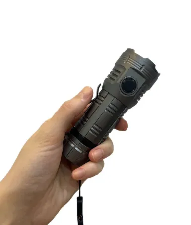 چراغ قوه کینساچ (KINSACH) مدل F82