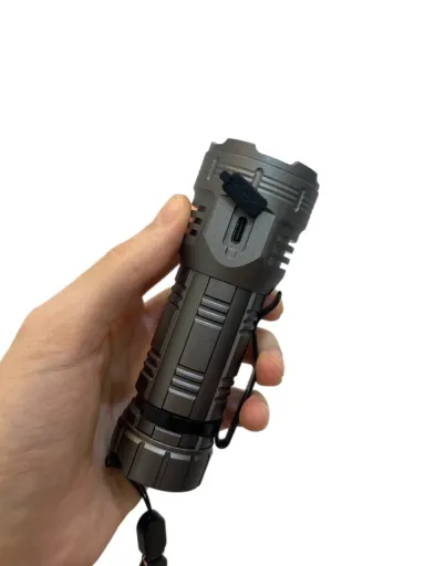 چراغ قوه کینساچ (KINSACH) مدل F82