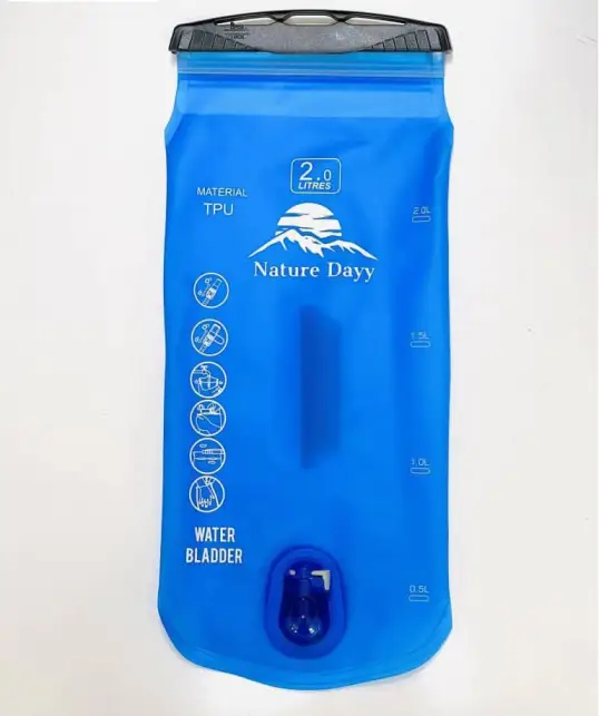 کمل بک 2 لیتری نیچردی Nature dayy