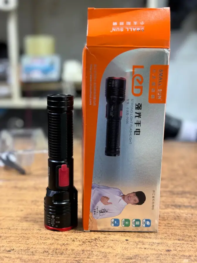 چراغ قوه اسمال سان (Small Sun) مدل P006