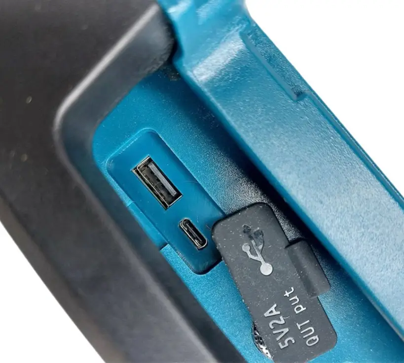 پروژکتور شارژی خورشیدی مدل W8109-2