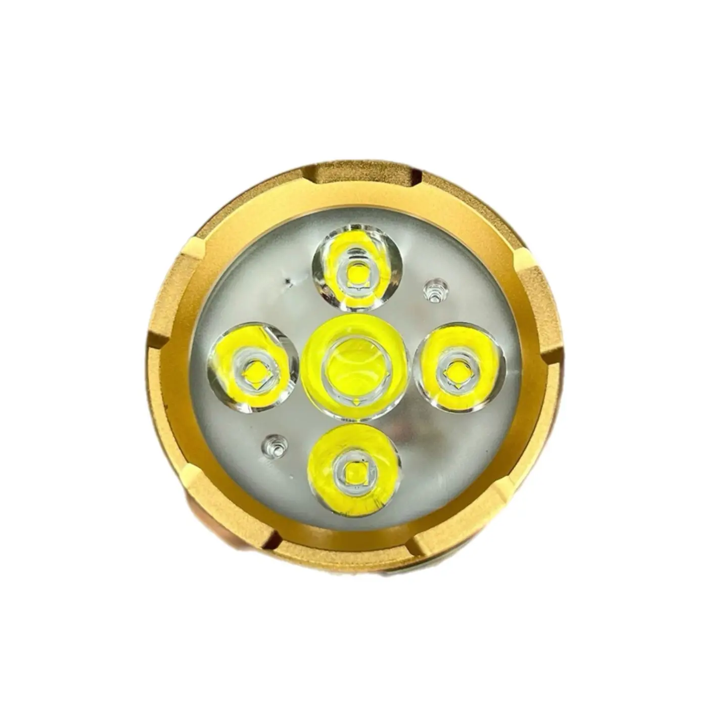 چراغ قوه 2800 لومن نیچرهایک مدل CNK2300011
