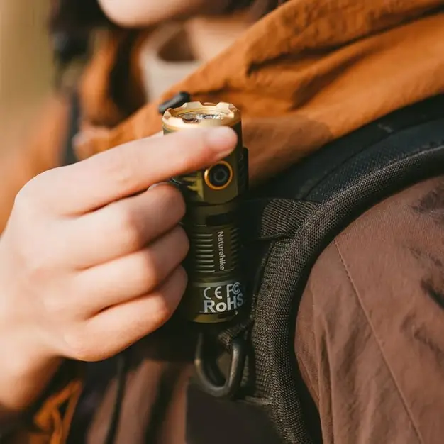 چراغ قوه 600 لومن نیچرهایک مدل CNK2300011