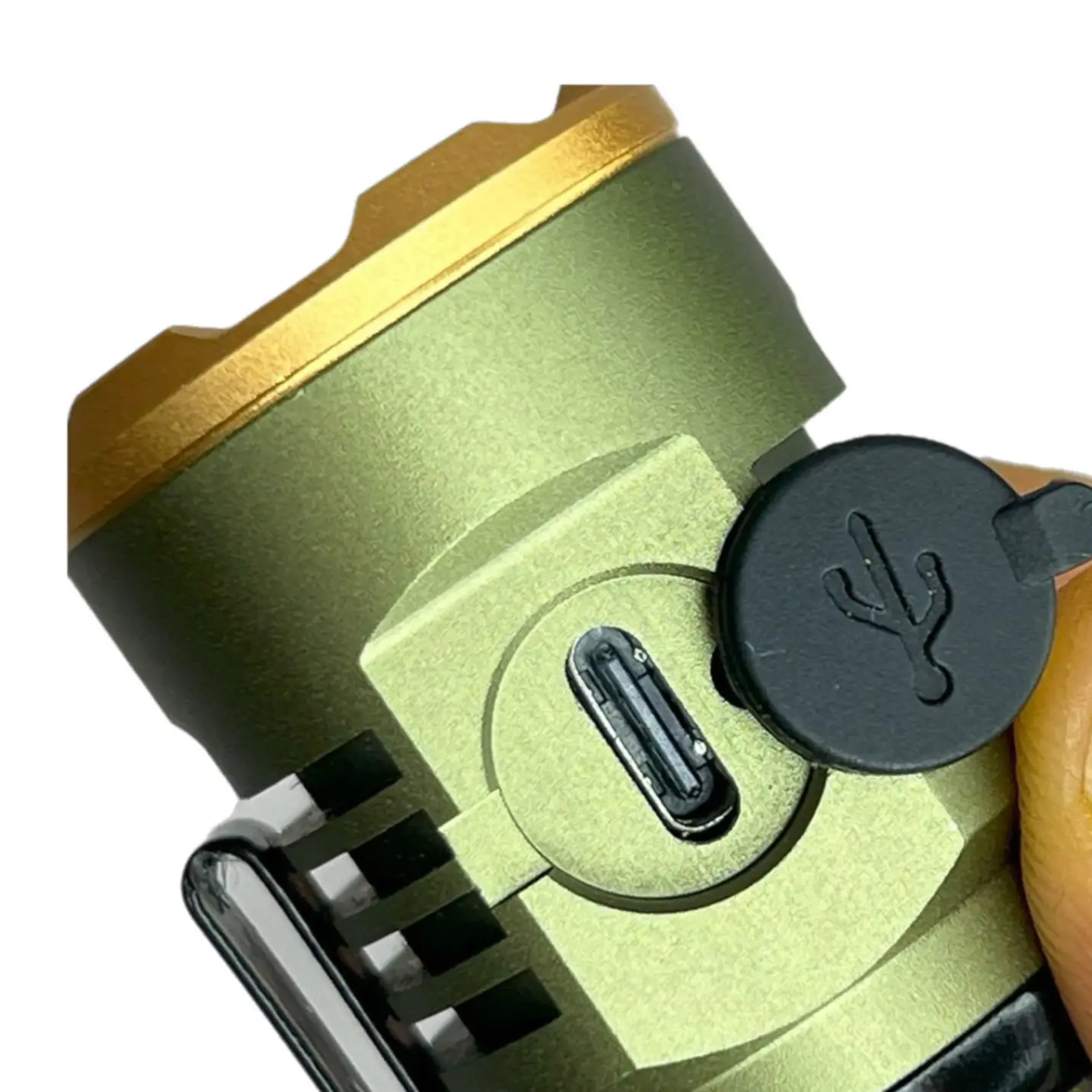 چراغ قوه 600 لومن نیچرهایک مدل CNK2300011