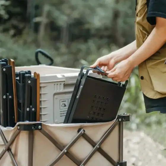 میز باربیکیو تاشو نیچرهایک مدل CNK2300013